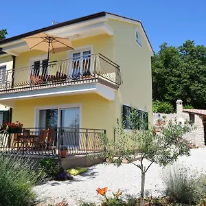 Sandra Apartment Brseč