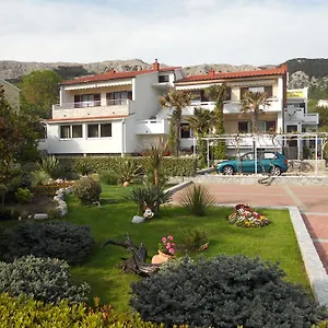 https://apartments-mihalic-baska.primorje-gorskikotar.com