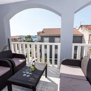 Bozana Apartment Trogir